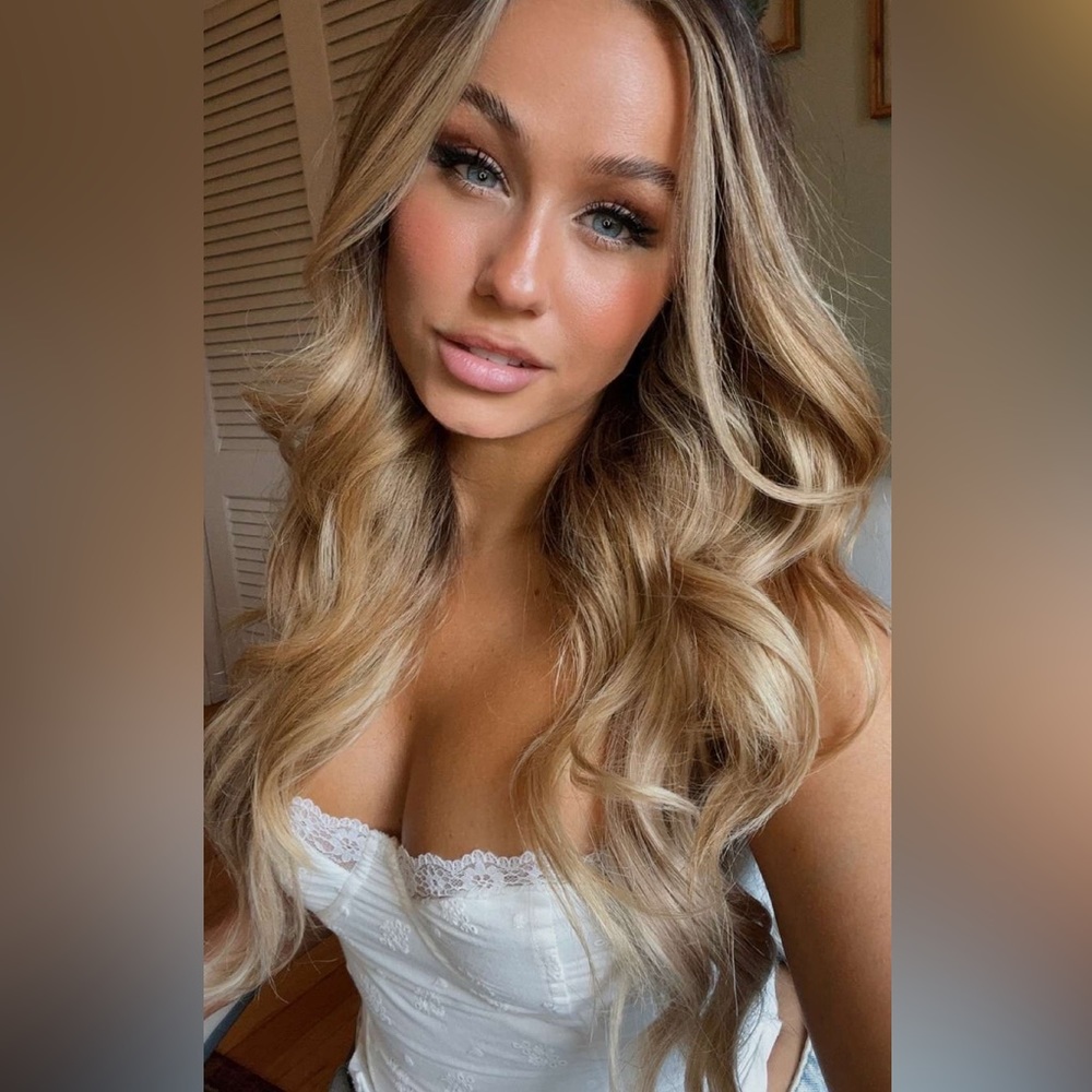 Meet your Posher, Elyse